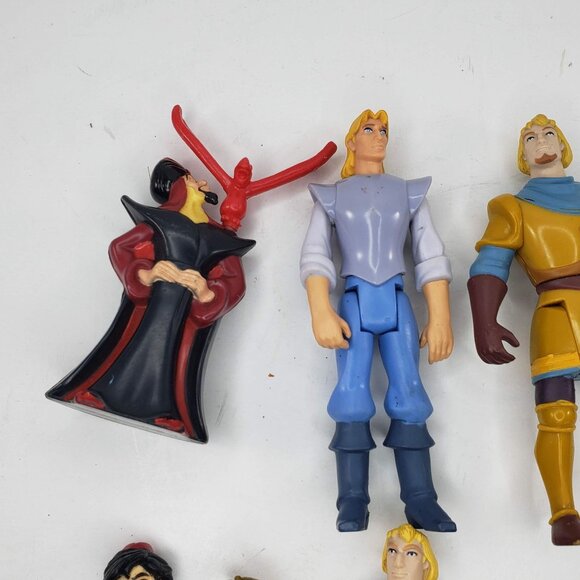 Vintage Disney Action Figure Lot Aladdin Jafar John Smith Phoebus 6-Piece Set - Picture 8 of 12